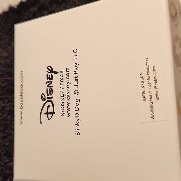 NWT Disney 30th Anniversary Paris Spirit Jersey Slinky Earrings - Picture 7 of 7